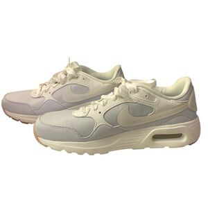 Nike Air Women's Sneakers with Ribbon Shoe Laces 9 NWOB
